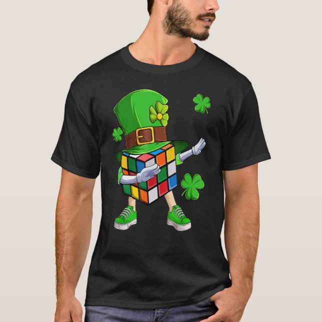 Dabbing Cube Speed Cubing Math Puzzle St Patrick D T-Shirt (Front)