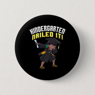 Dabbing Graduation Cl Of 2025 Girl Kindergarten Na 6 Cm Round Badge