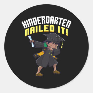 Dabbing Graduation Cl Of 2025 Girl Kindergarten Na Classic Round Sticker