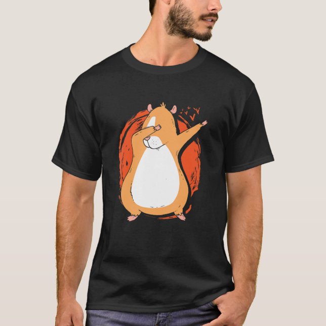 Dabbing Pig Graphic Guinea Pig Owner Pet Cavy Anim T-Shirt (Front)