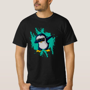 Dabbing Pinguin Dab Cold Ice Funny Gift Idea Cool T-Shirt