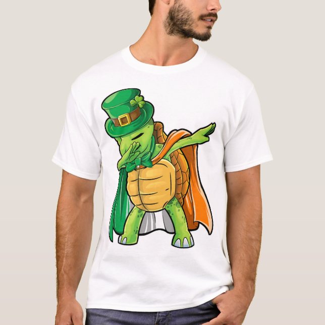 Dabbing Turtle St Patricks Day Boys Leprechaun T-Shirt (Front)