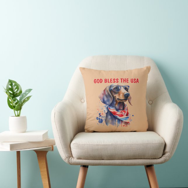 DACHSHUND 4TH OF JULY Throw Pillow (Chair)