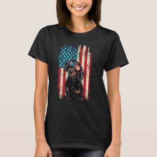 Dachshund Dog American US Flag Retro Vintage 4th o T-Shirt