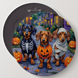 Dachshund Dogs Trick-or-Treating in Halloween 6 Cm Round Badge