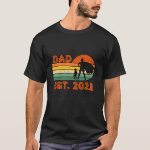 Dad Established 2021 Est New Dad Daddy Father Gift T-Shirt