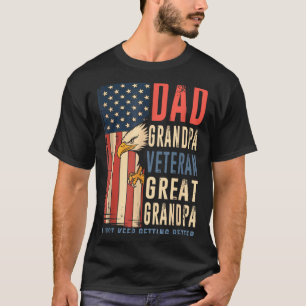 Dad grandpa veteran great grandpa - fathers day T-Shirt