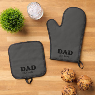Dad grey black typography custom established date oven mitt & pot holder set
