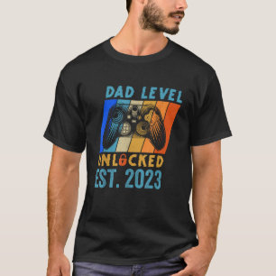 Dad Level Unlocked Est 2023 Daddy Video Gamer Fath T-Shirt