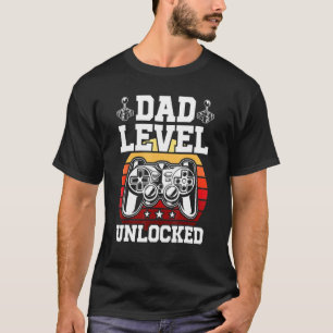 Dad Level Unlocked Video Gamer Gaming T-Shirt