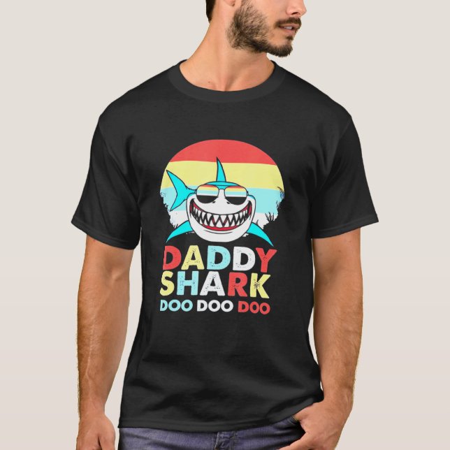 Daddy Shark Doo Doo Doo T-Shirt (Front)