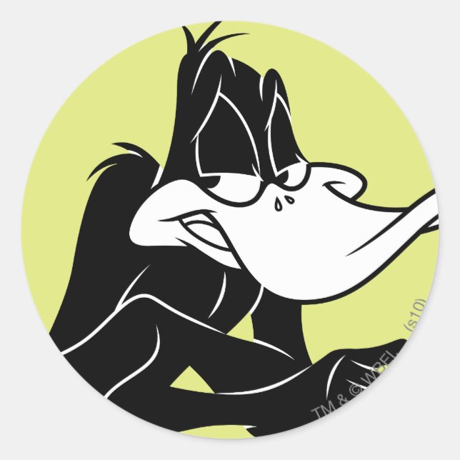 DAFFY DUCK™ Up Close Classic Round Sticker (Front)