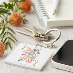 Dahlia Floral Design – Elegant Key Ring