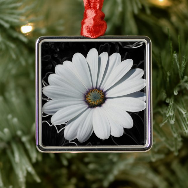 Daisies and shades of grey metal ornament (Tree)