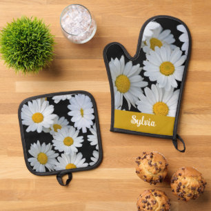Daisies Floral Pattern Custom Name Oven Mitt & Pot Holder Set