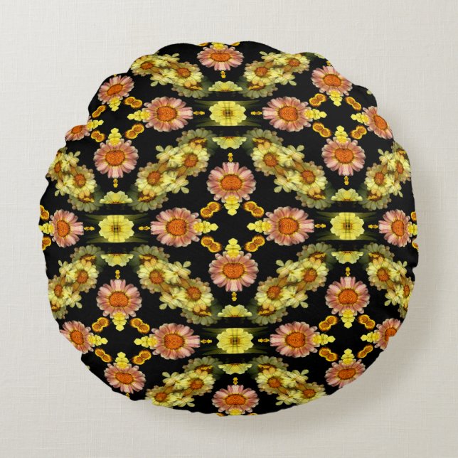 Daisies Galore..... Round Cushion (Front)