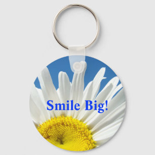 Daisies keychain Smile Big! White Daisy Flower
