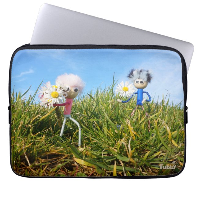 Daisies picking fubby's. laptop sleeve (Front)