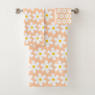 Daisies Retro Floral Pattern White Peach Bath Towel Set