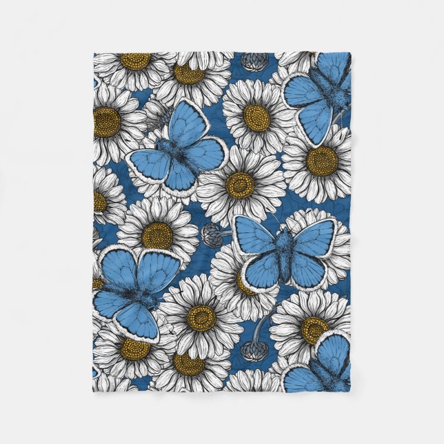 Daisies, white wild flowers and blue butterflies fleece blanket (Front)