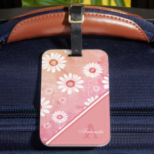 Daisy Blooms: Minimalist Floral Pattern Luggage Tag