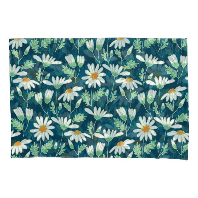 Daisy Ditsy Chamomile Romantic Print Pillowcase (Front)