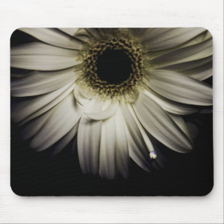 Daisy Droplet Series Mouse Pad