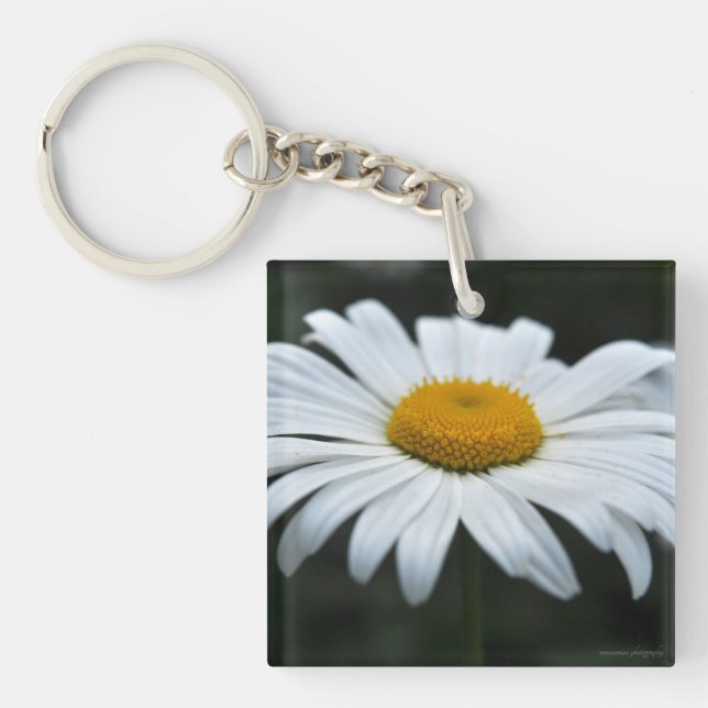 Daisy - Face Up Key Ring (Front)