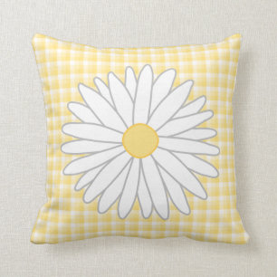 Daisy Flower in Yellow and White. Cushion
