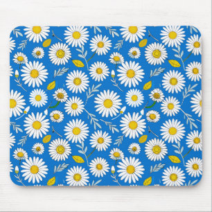 Daisy flower pattern mouse pad