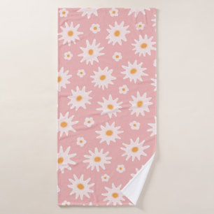 Daisy flowers seamless pattern. Floral backgrounda Bath Towel