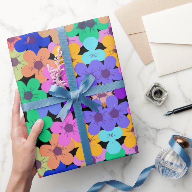 Daisy Magnanimous Wrapping Paper (Gifting)