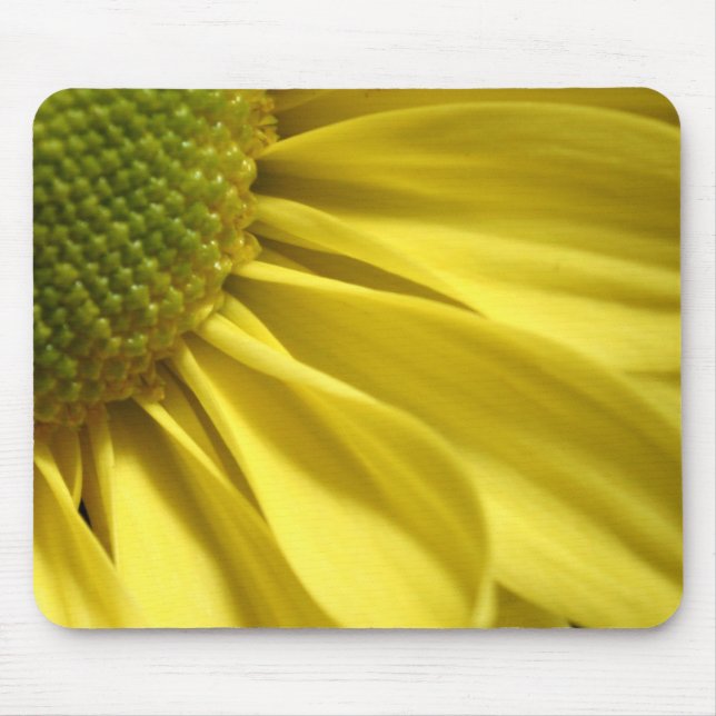 Daisy Mouse Pad (Front)