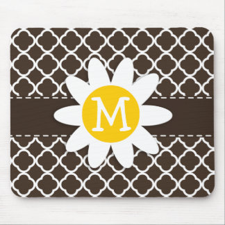 Daisy on Bistre Brown Quatrefoil Mouse Pad