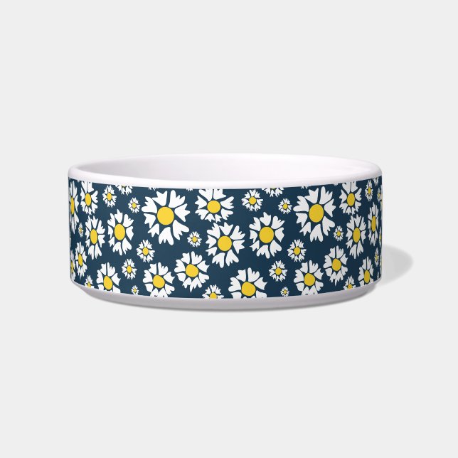 Daisy Pattern, Floral Pattern, White Daisies Bowl (Front)