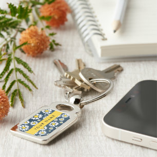Daisy Pattern, White Daisies, Your Name Key Ring