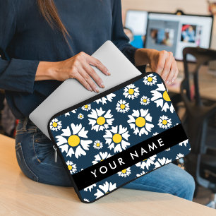 Daisy Pattern, White Daisies, Your Name Laptop Sleeve