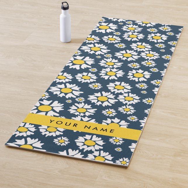 Daisy Pattern, White Daisies, Your Name Yoga Mat (In Situ)