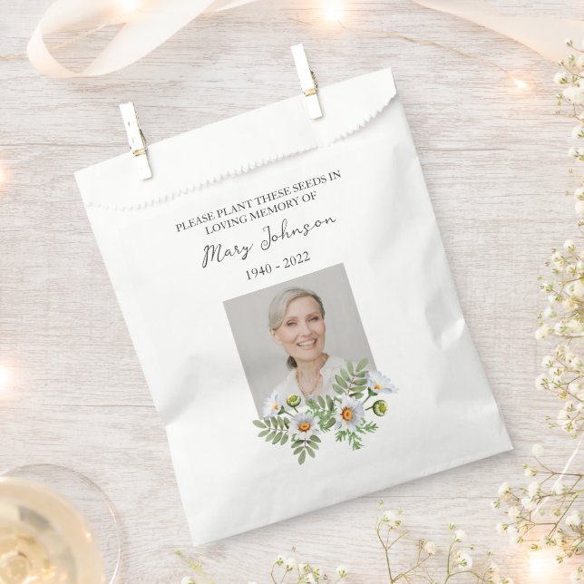 Daisy Seed Packet Memorial Funeral Favor Bag (Clipped)