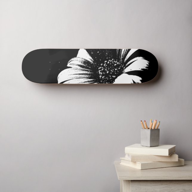 Daisy Skateboard (Wall Art (Horz))