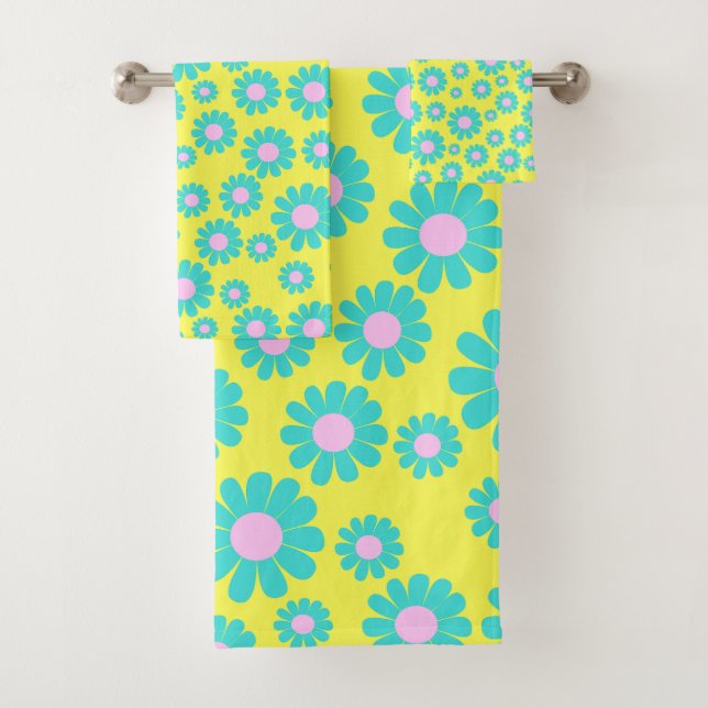 Daisy Yellow Teal Bath Towel Set (Insitu)