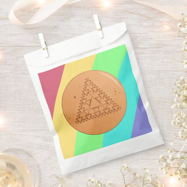 Dalgona Candy Triangle Favour Bag (Clipped)