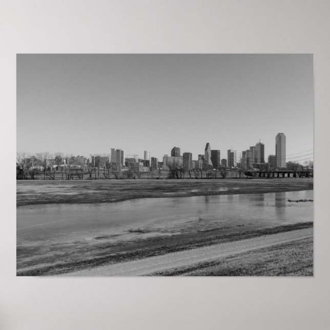 Dallas Skyline Grayscale Poster (Front)