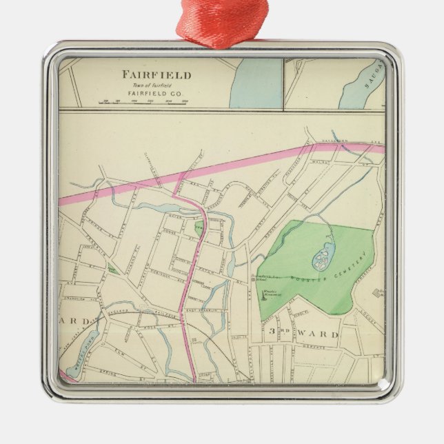 Danbury Metal Tree Decoration (Front)