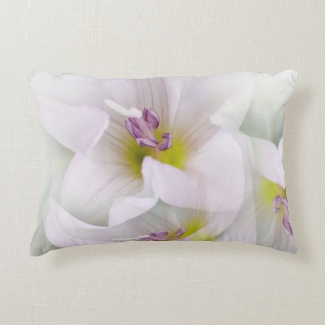 dance of flowers decorative cushion (Front)