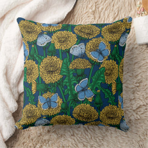 Dandelion medow cushion