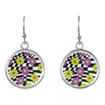Dangle Earrings With Retro Flowers and Checkers