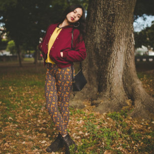 Dark Acorns Autumn Leaves Grey Leggings