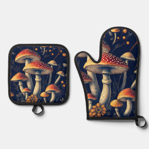 Dark Amanita Muscaria Mushroom Woodland Oven Mitt & Pot Holder Set