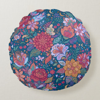 Dark Floral Botanical Pattern with Vintage Moody G Round Cushion